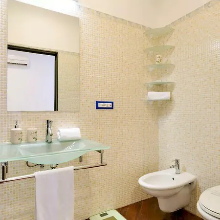 鲁斯科尼公寓 * 罗马